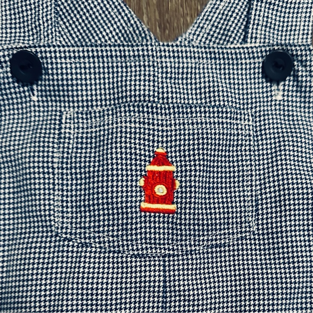 Boys Boutique Firetruck Gingham Romper one piece overall Size 4T Toddler EUC - Picture 3 of 7